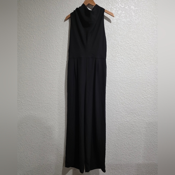 ⚡️⚡️FLASH SALE!!!Gal Meets Glam Black Jumpsuit - Picture 3 of 14